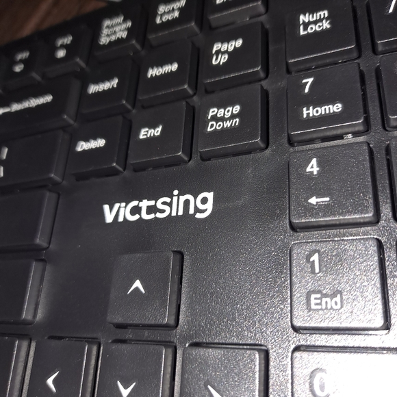 Victsing Wired Keyboard - Picture 7 of 7